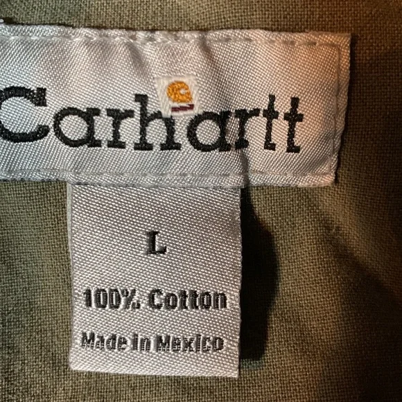 Men’s Carhartt brown, short sleeve, button up shirt.  Pockets on chest.  Size L - Picture 2 of 8